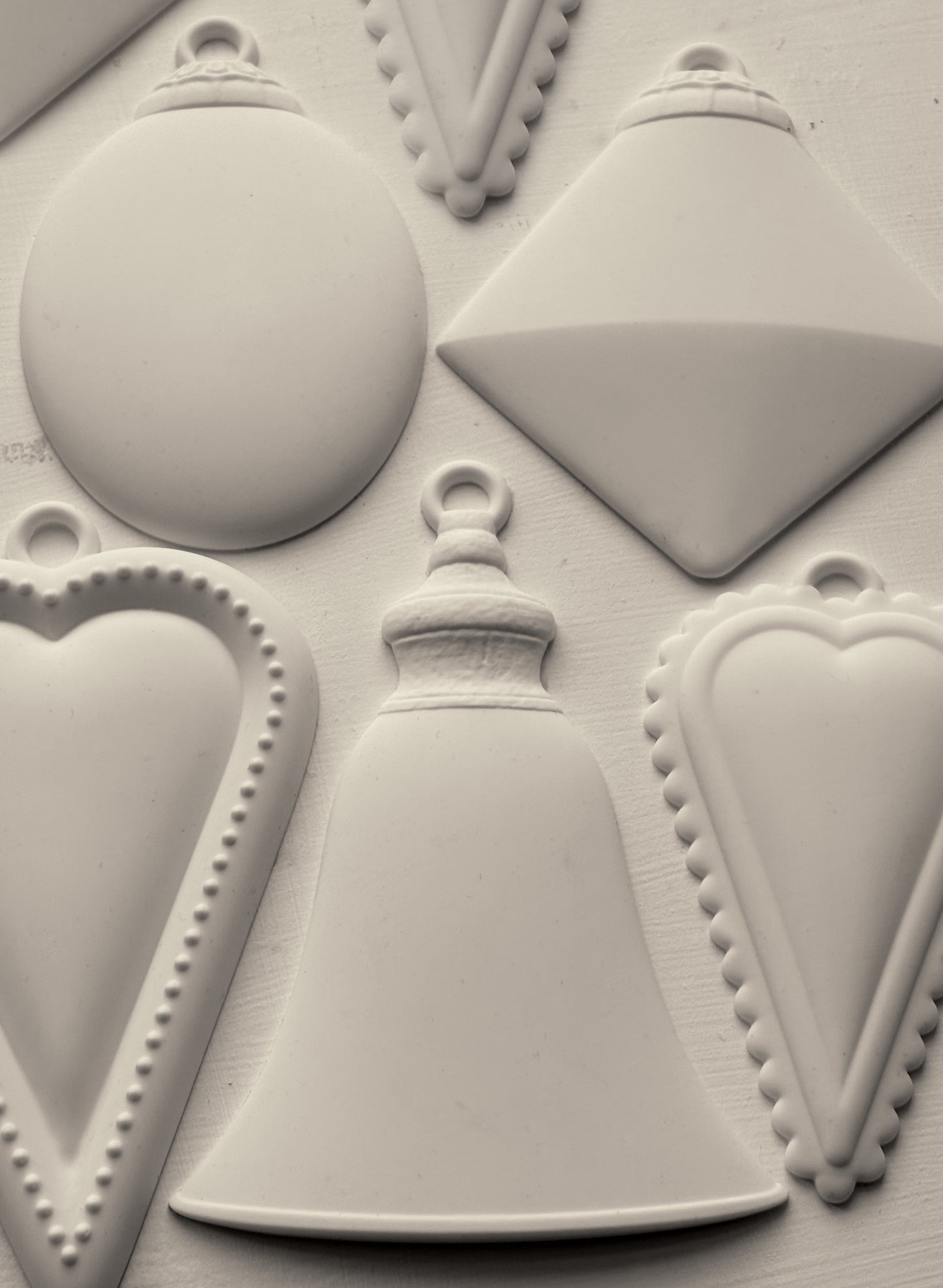 Iron Orchid Designs - Bibelots 2 Decor Mould