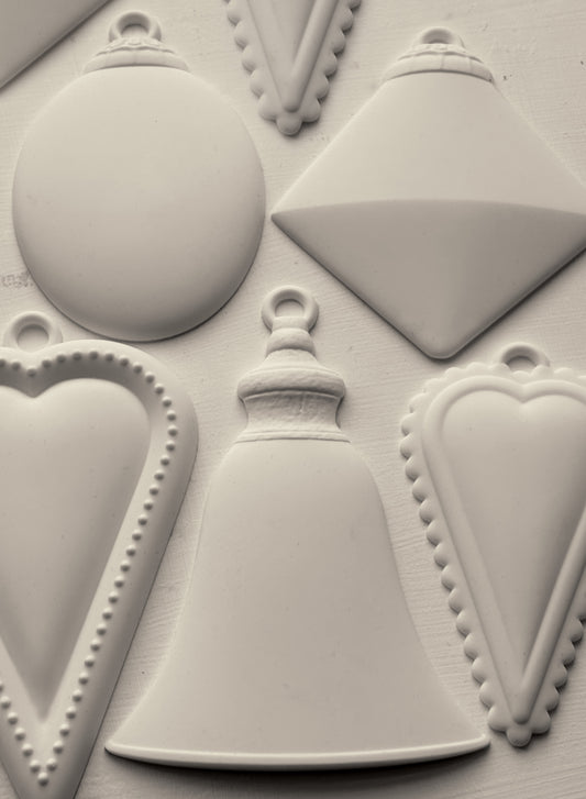 Iron Orchid Designs - Bibelots 2 Decor Mould